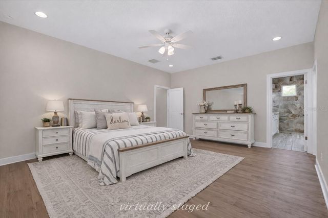 1008 W RIVER DRIVE, Temple Terrace, FL 33617