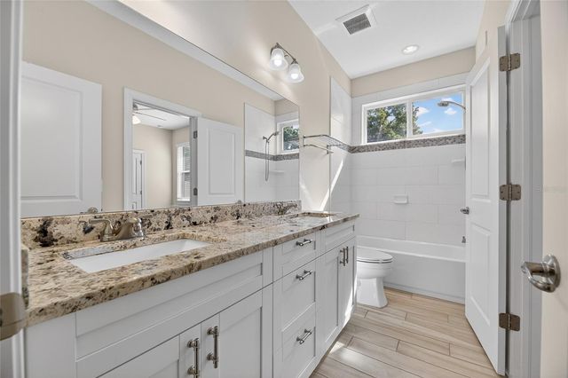 1008 W RIVER DRIVE, Temple Terrace, FL 33617