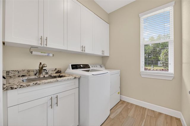 1008 W RIVER DRIVE, Temple Terrace, FL 33617