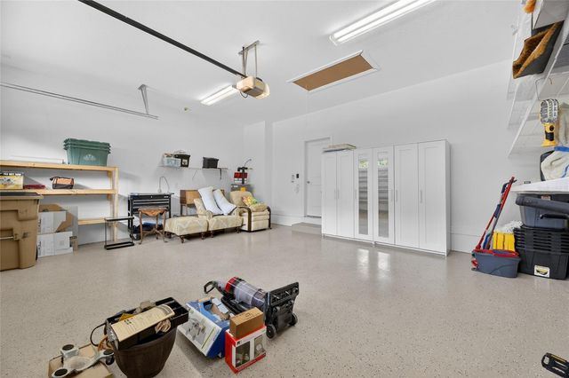 1008 W RIVER DRIVE, Temple Terrace, FL 33617