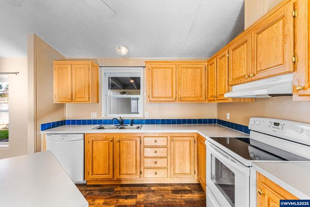 5155 Nordic Ct N, Keizer, OR 97303