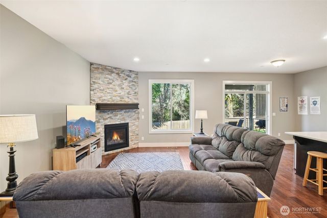 2045 34th Street, Washougal, WA 98671