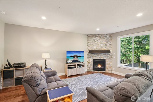 2045 34th Street, Washougal, WA 98671