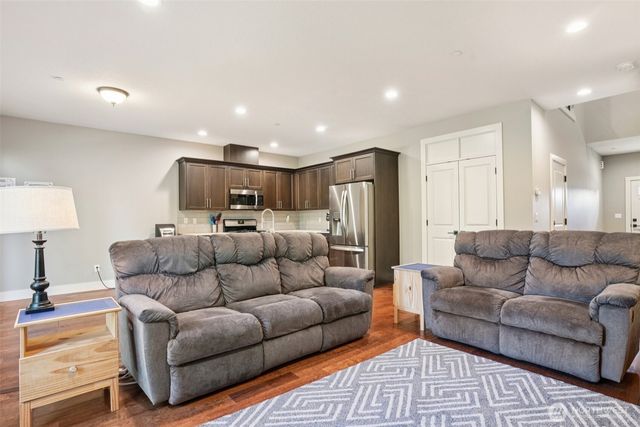 2045 34th Street, Washougal, WA 98671