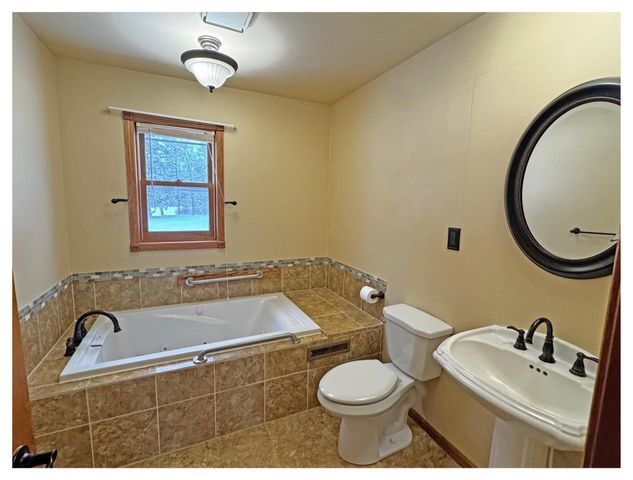 11904 Cardinal Road NW, Bemidji, MN 56601