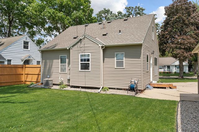221 E Park Street, Owatonna, MN 55060