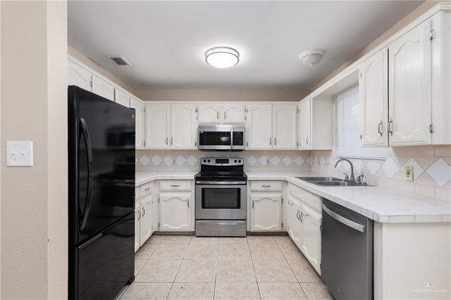 716 Swallow Avenue W, Mcallen, TX 78504