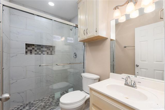 716 Swallow Avenue W, Mcallen, TX 78504