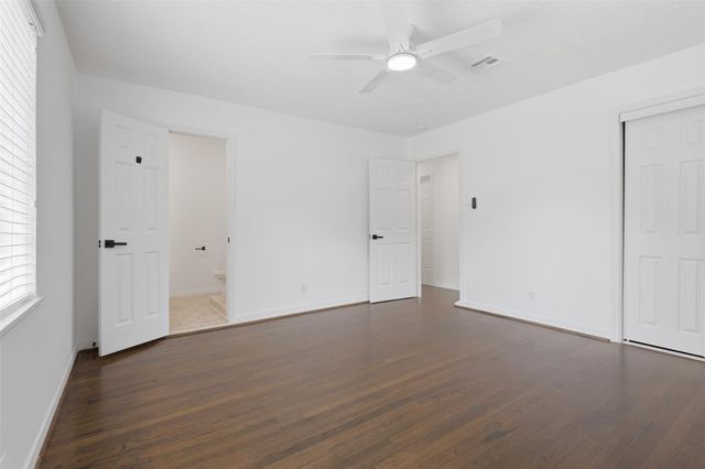 10033 Whiteside Lane, Houston, TX 77080