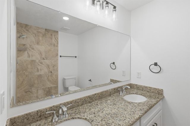 10033 Whiteside Lane, Houston, TX 77080
