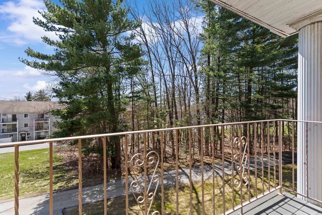 379 Huse Rd Unit 34, Manchester, NH 03103