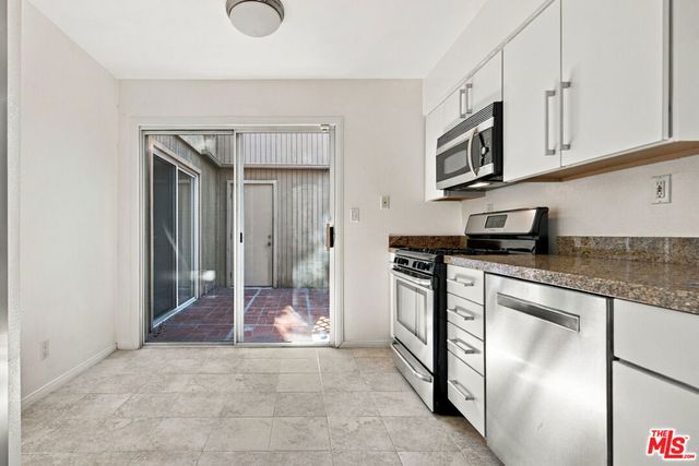 285 Rosemont Avenue, Pasadena, CA 91103