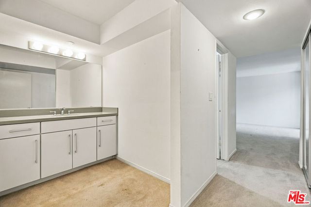 285 Rosemont Avenue, Pasadena, CA 91103