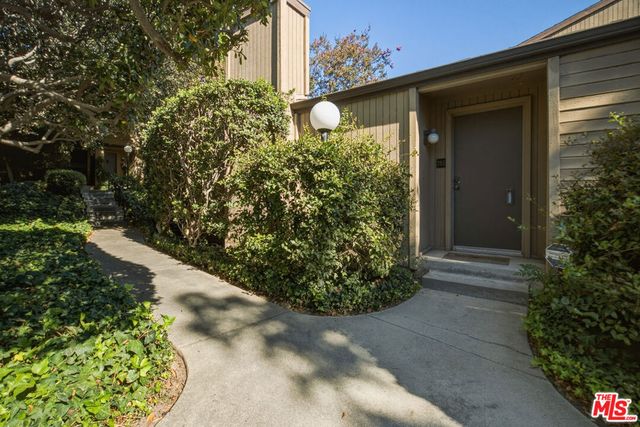 285 Rosemont Avenue, Pasadena, CA 91103