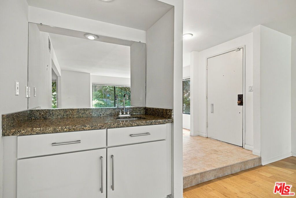 285 Rosemont Avenue, Pasadena, CA 91103 — photo 3