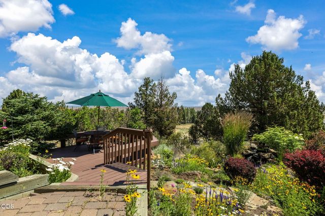 59641 Calgary Loop, Bend, OR 97702