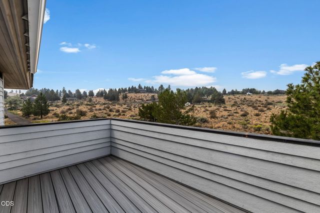 59641 Calgary Loop, Bend, OR 97702