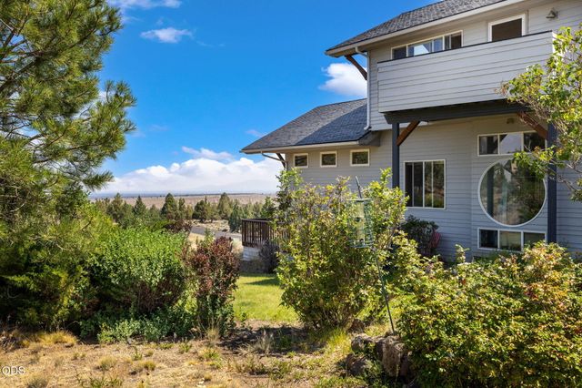 59641 Calgary Loop, Bend, OR 97702