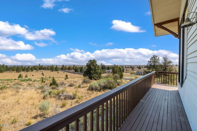 59641 Calgary Loop, Bend, OR 97702