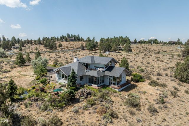 59641 Calgary Loop, Bend, OR 97702