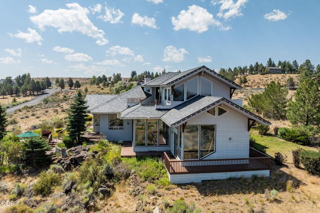59641 Calgary Loop, Bend, OR 97702
