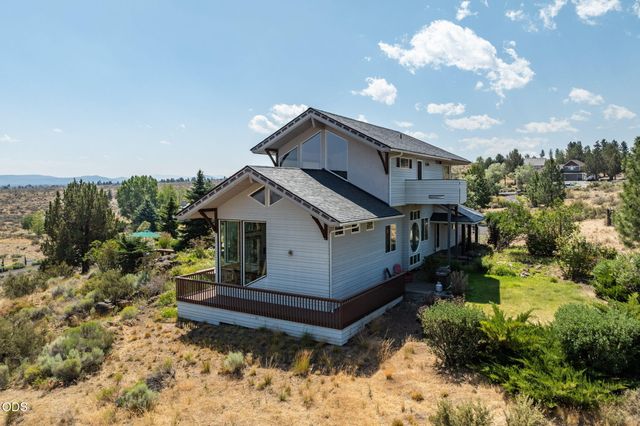 59641 Calgary Loop, Bend, OR 97702
