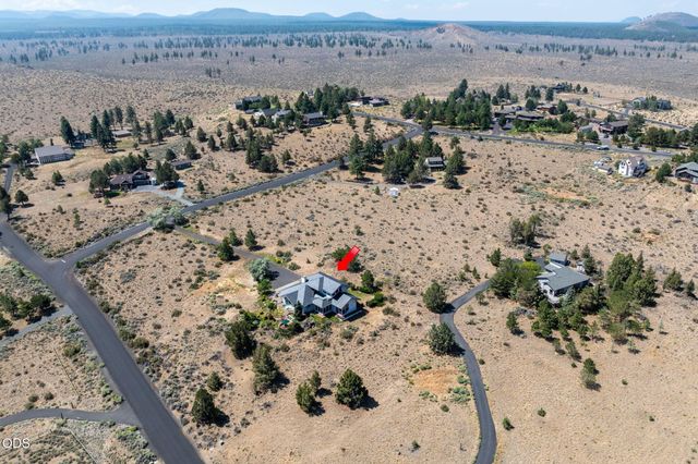59641 Calgary Loop, Bend, OR 97702