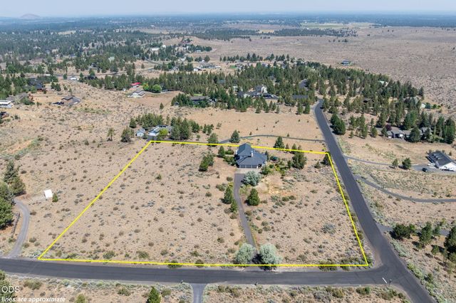 59641 Calgary Loop, Bend, OR 97702