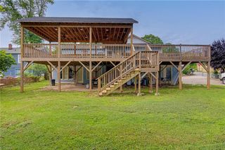 1401 Bretton Street, Winston-salem, NC 27105