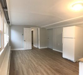 10 Oxford Ave B, Haverhill, MA 01835