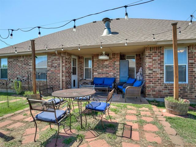 979 NW Pierce Avenue, Piedmont, OK 73078