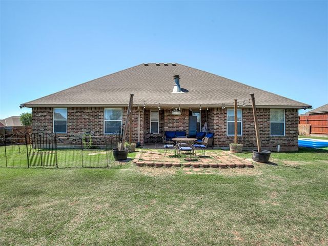 979 NW Pierce Avenue, Piedmont, OK 73078