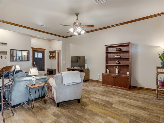 979 NW Pierce Avenue, Piedmont, OK 73078