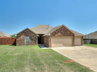 979 NW Pierce Avenue, Piedmont, OK 73078
