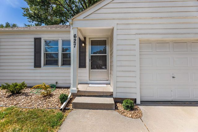 627 S Barlow, Wichita, KS 67207
