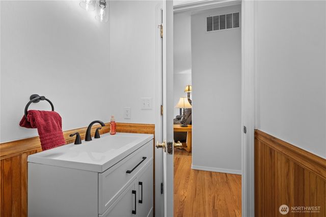 5801 51st Avenue Ct E, Tacoma, WA 98443