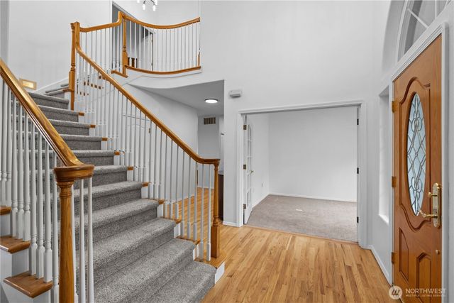 5801 51st Avenue Ct E, Tacoma, WA 98443