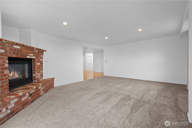 5801 51st Avenue Ct E, Tacoma, WA 98443