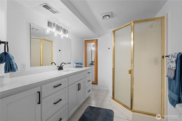 5801 51st Avenue Ct E, Tacoma, WA 98443