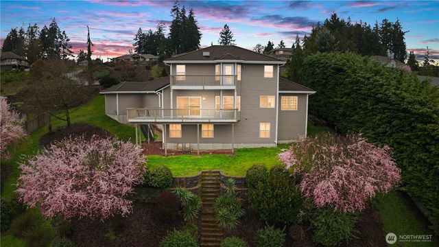 5801 51st Avenue Ct E, Tacoma, WA 98443