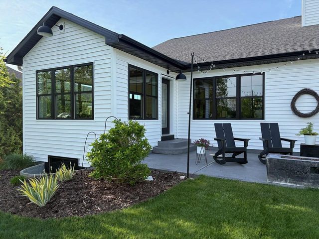524 Cloverdale LANE, Plymouth, WI 53073