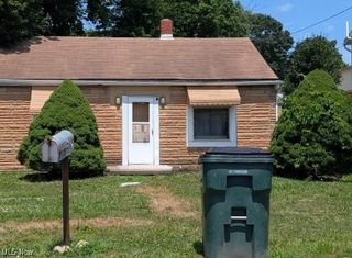 213 Hermann Street, Barberton, OH 44203