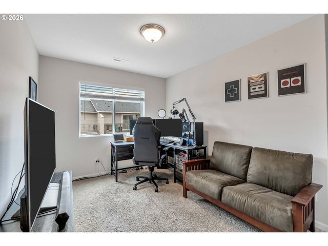 2137 Se 15TH Aly, Gresham, OR 97080