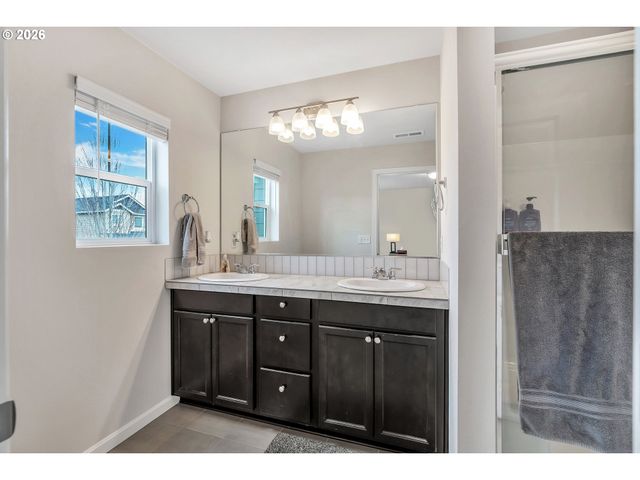 2137 Se 15TH Aly, Gresham, OR 97080