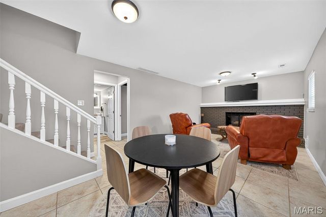 26 Vanguard Drive, St Peters, MO 63376