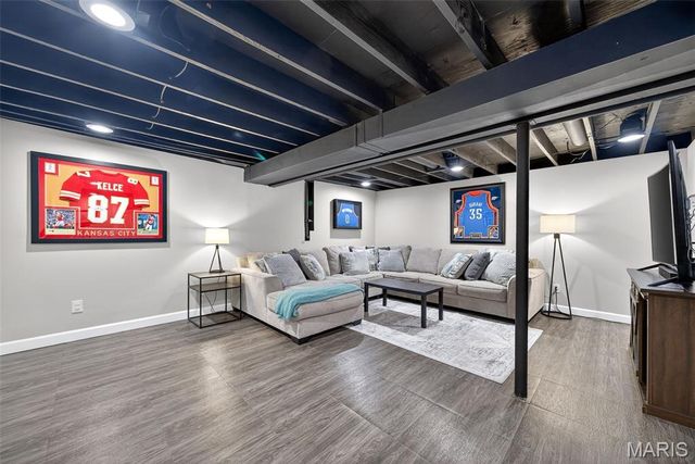 26 Vanguard Drive, St Peters, MO 63376