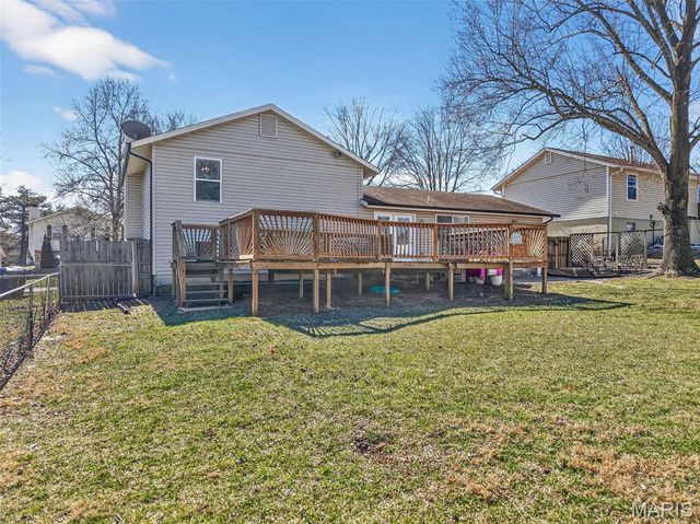 26 Vanguard Drive, St Peters, MO 63376