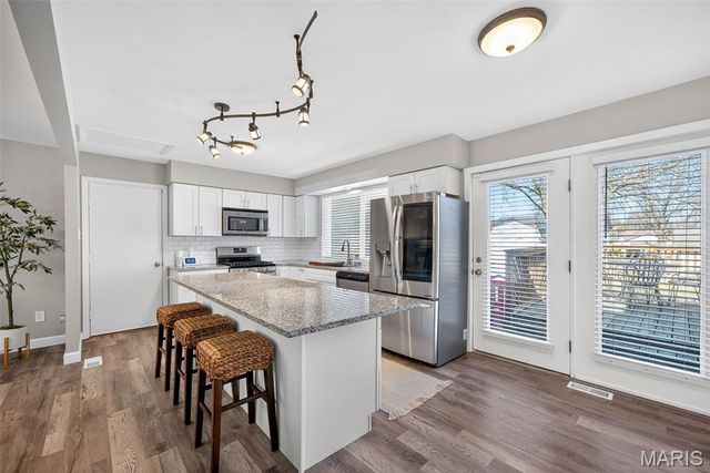 26 Vanguard Drive, St Peters, MO 63376