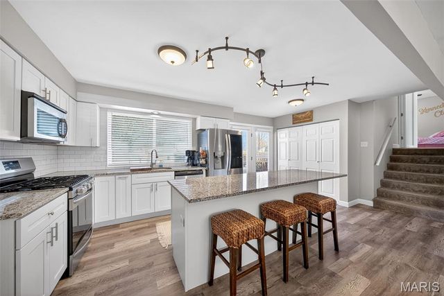 26 Vanguard Drive, St Peters, MO 63376