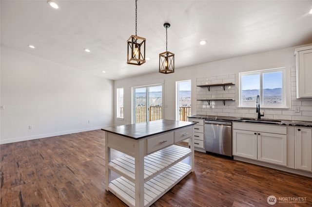 3063 Conarty Road, Malaga, WA 98828